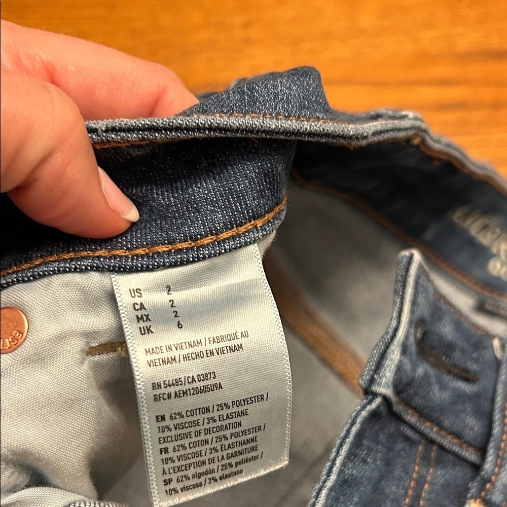 American Eagle Outfitters Blue Denim Mini Skirt - Picture 4 of 4